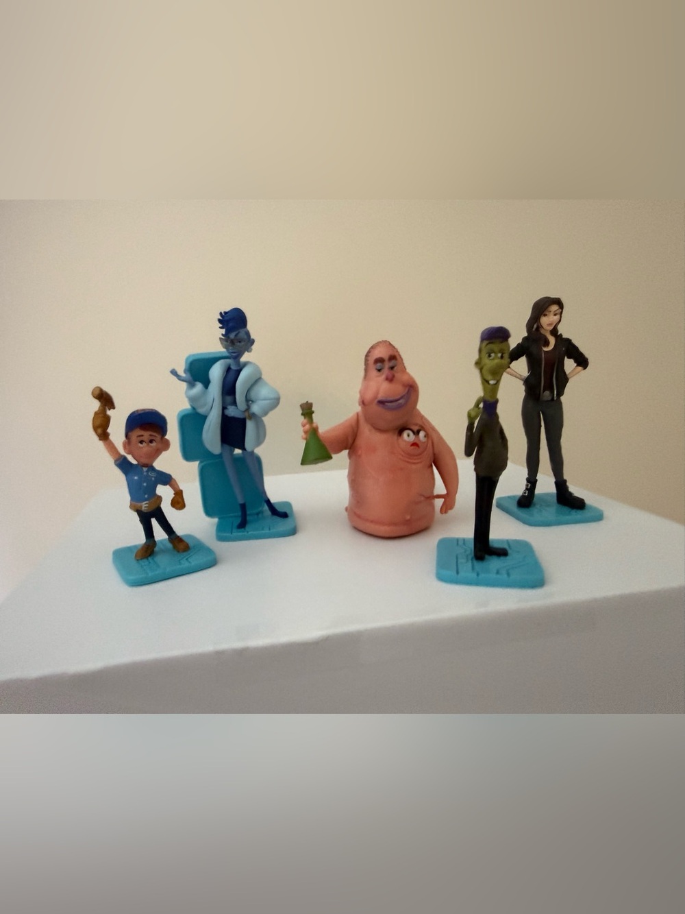 Kids Disney Wreck it Ralph Assorted Character Figurine Set